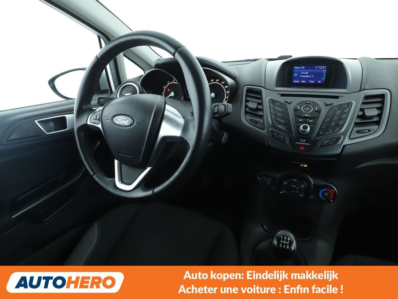 Ford Fiesta 1.0 Celebration — photo 15