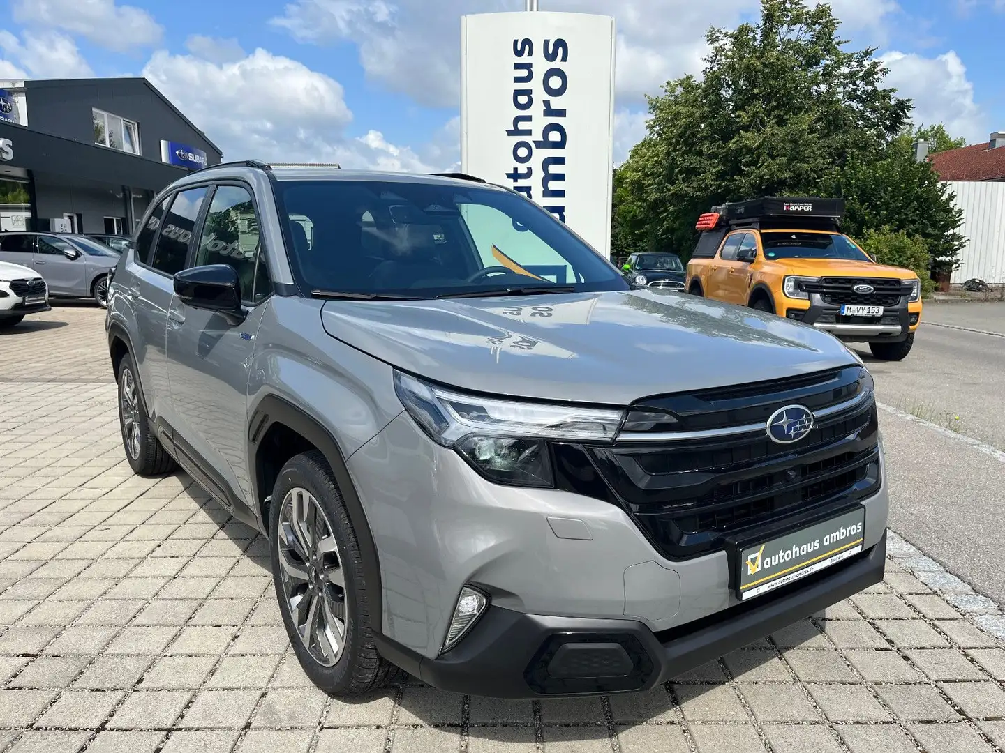 Subaru Forester 2.0ie MY25 Platinum Grau - 2