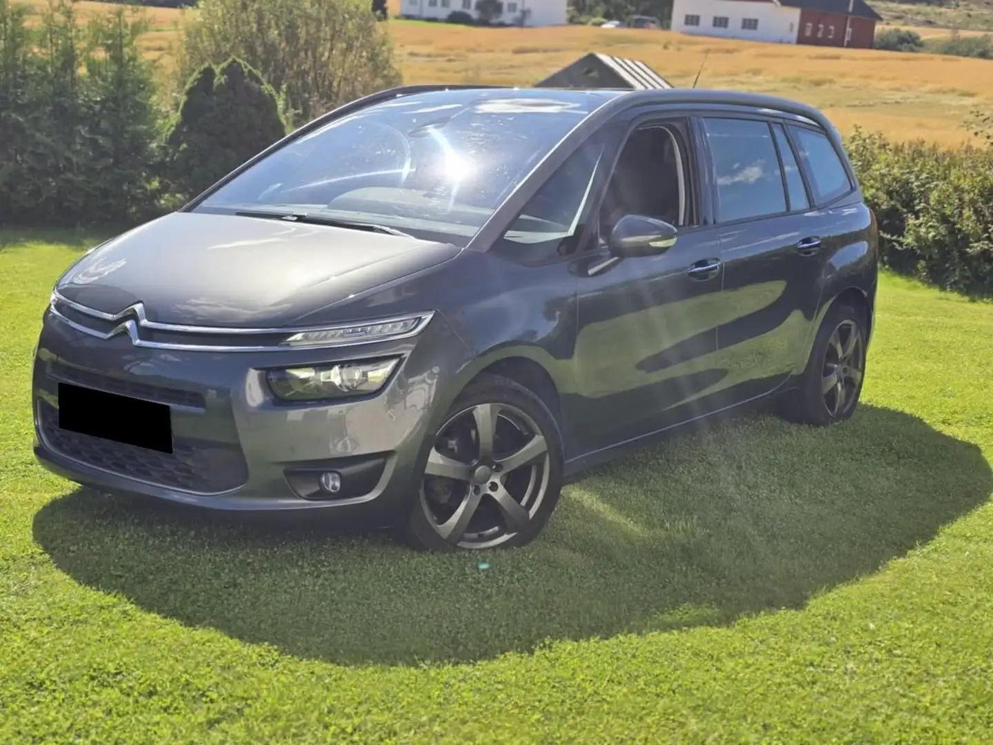 Citroen Grand C4 Picasso Grijs - 1