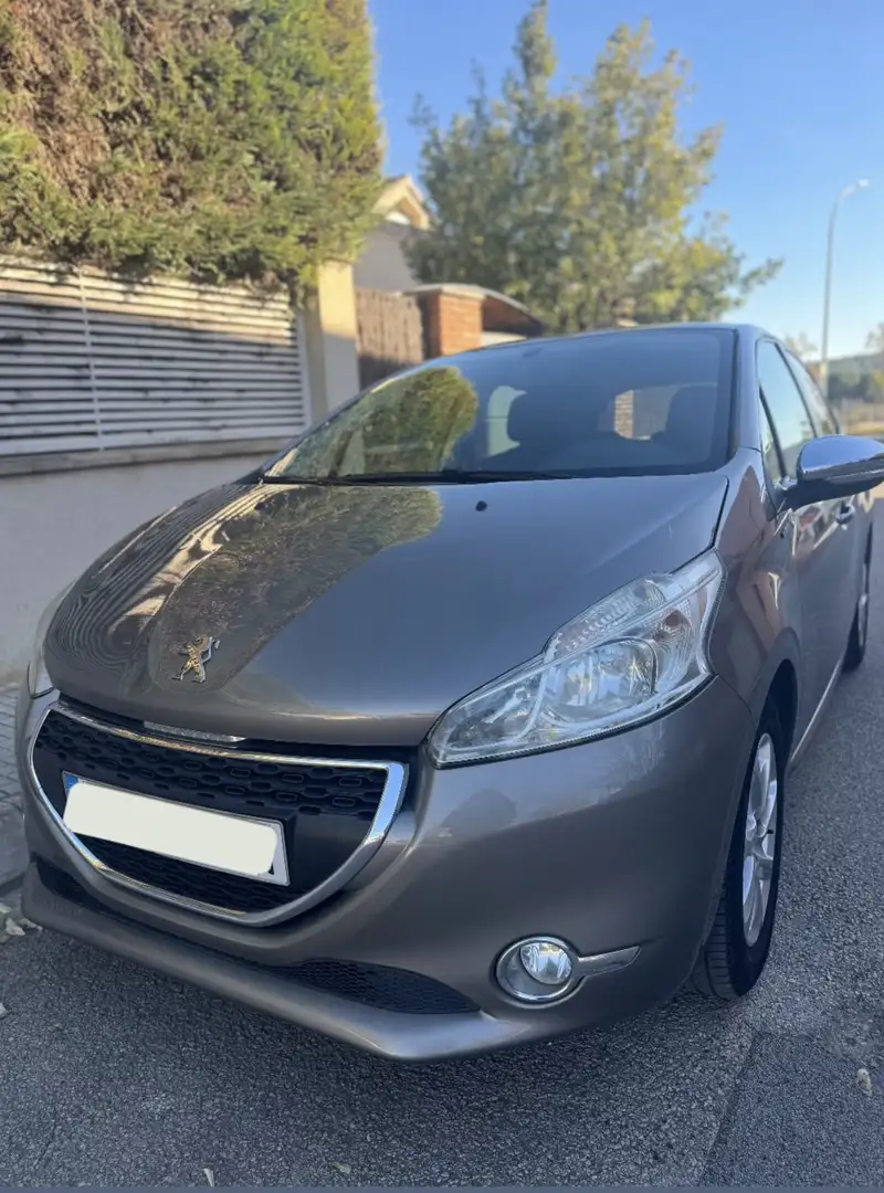 Peugeot 208 1.2 PureTech S&S Active 82 - 1