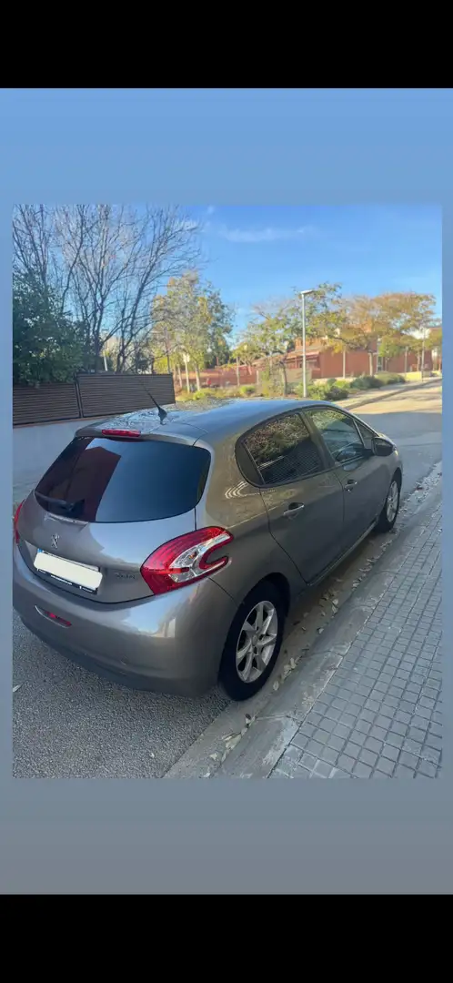 Peugeot 208 1.2 PureTech S&S Active 82 - 2