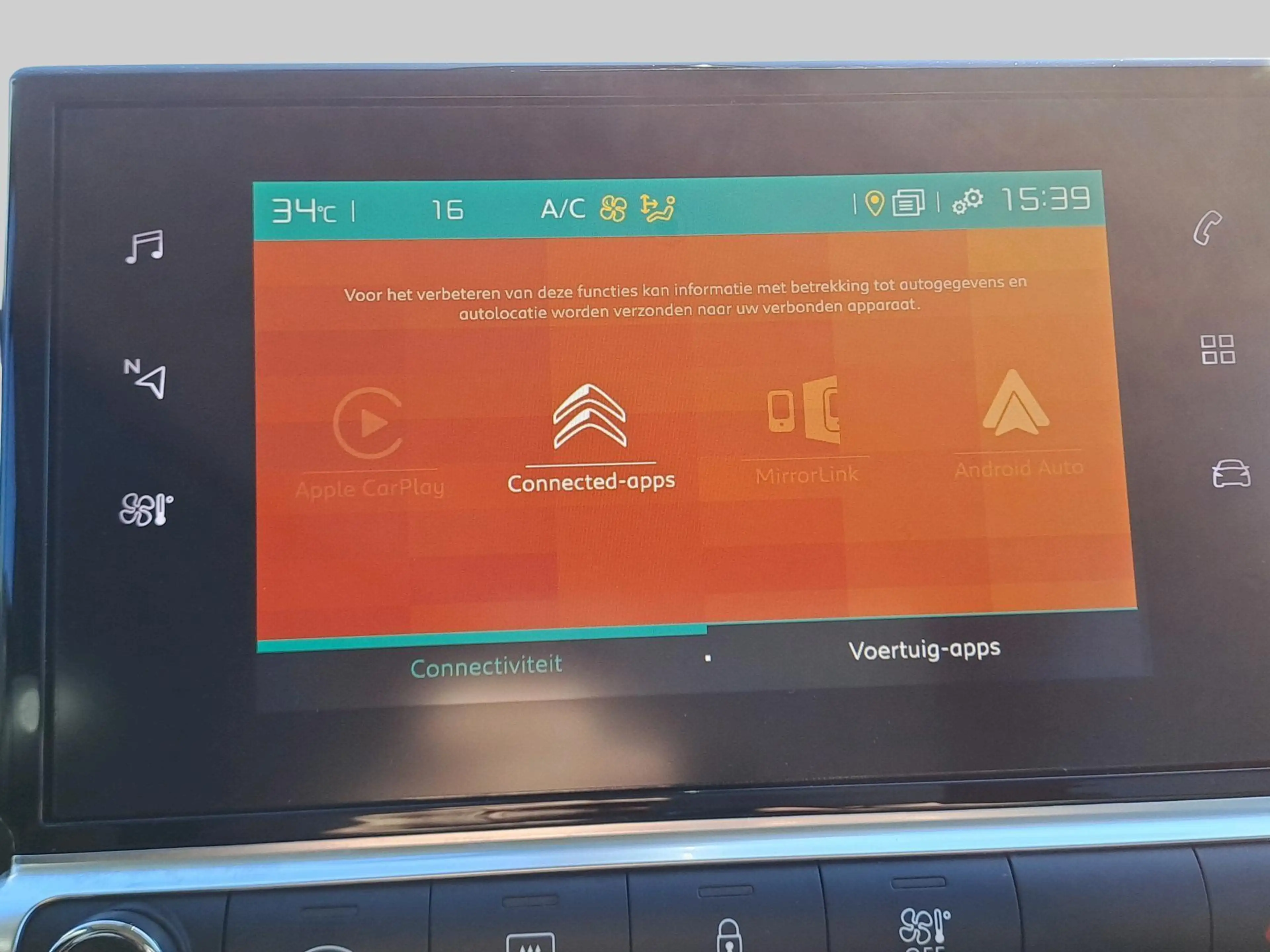 Citroen C4 Cactus 1.2 PureTech Shine Plus — photo 15