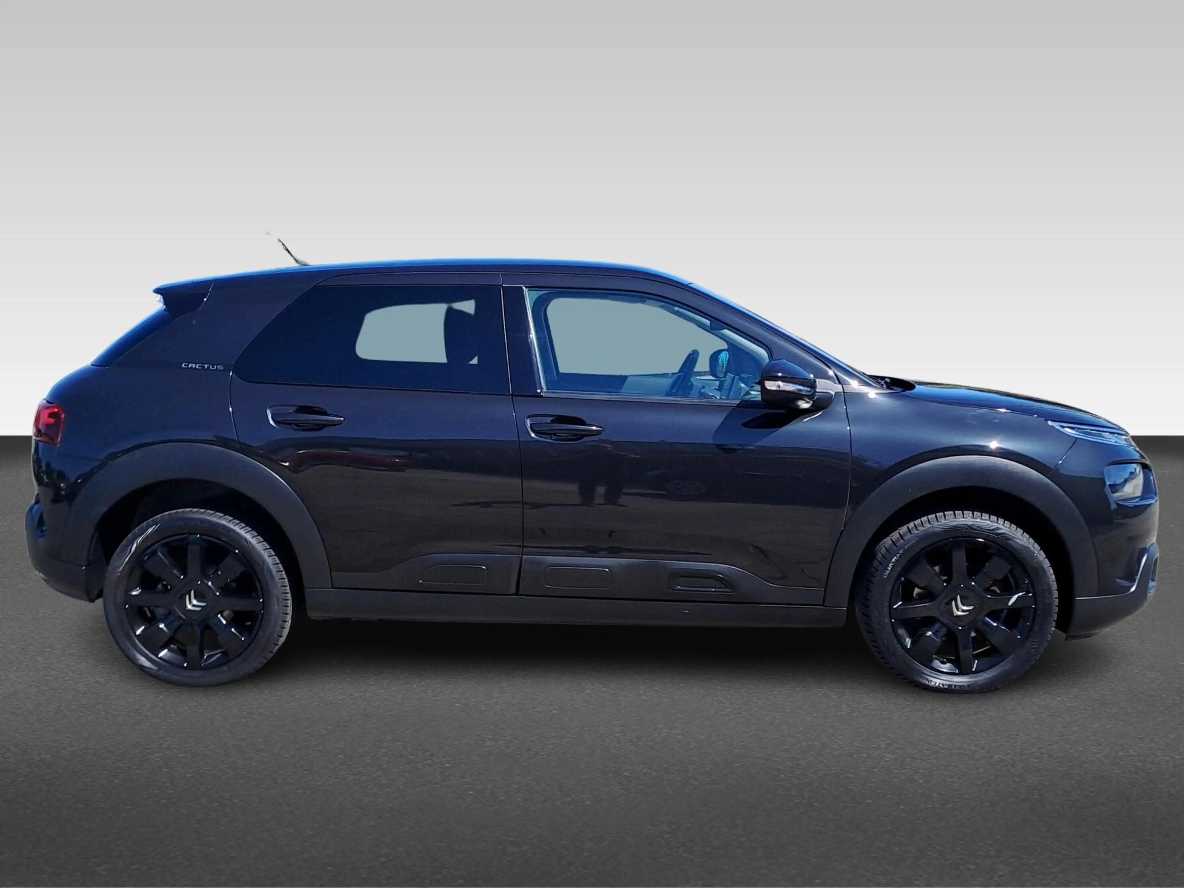 Citroen C4 Cactus 1.2 PureTech Shine Plus — photo 5