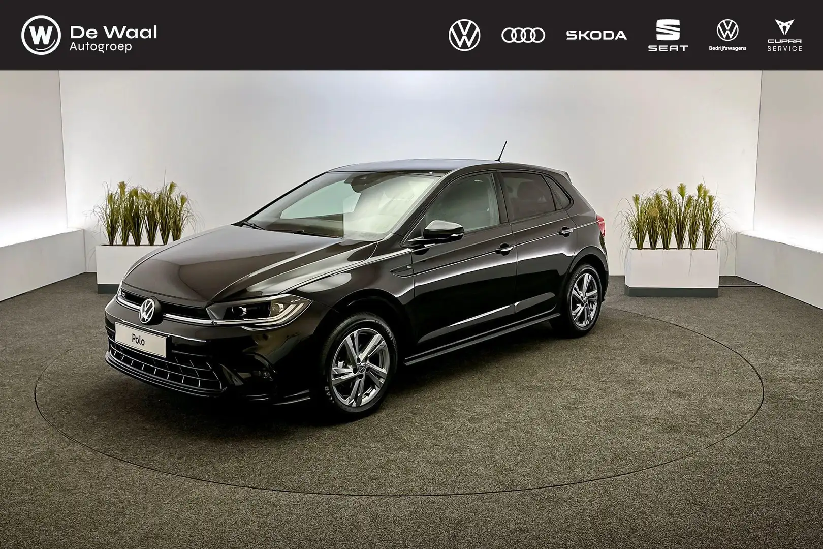 Volkswagen Polo R-Line Business 1.0 70 kW / 95 pk TSI Hatchback 5 Zwart - 1