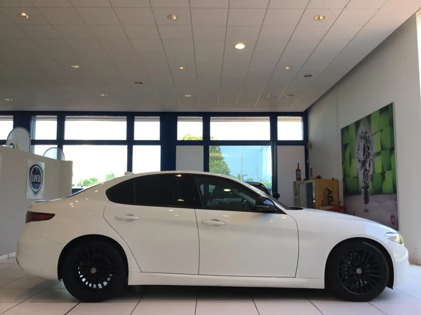 Alfa Romeo Giulia 2.2 Turbo Diesel 180 CV AT8 Super MY16 Bianco - 2