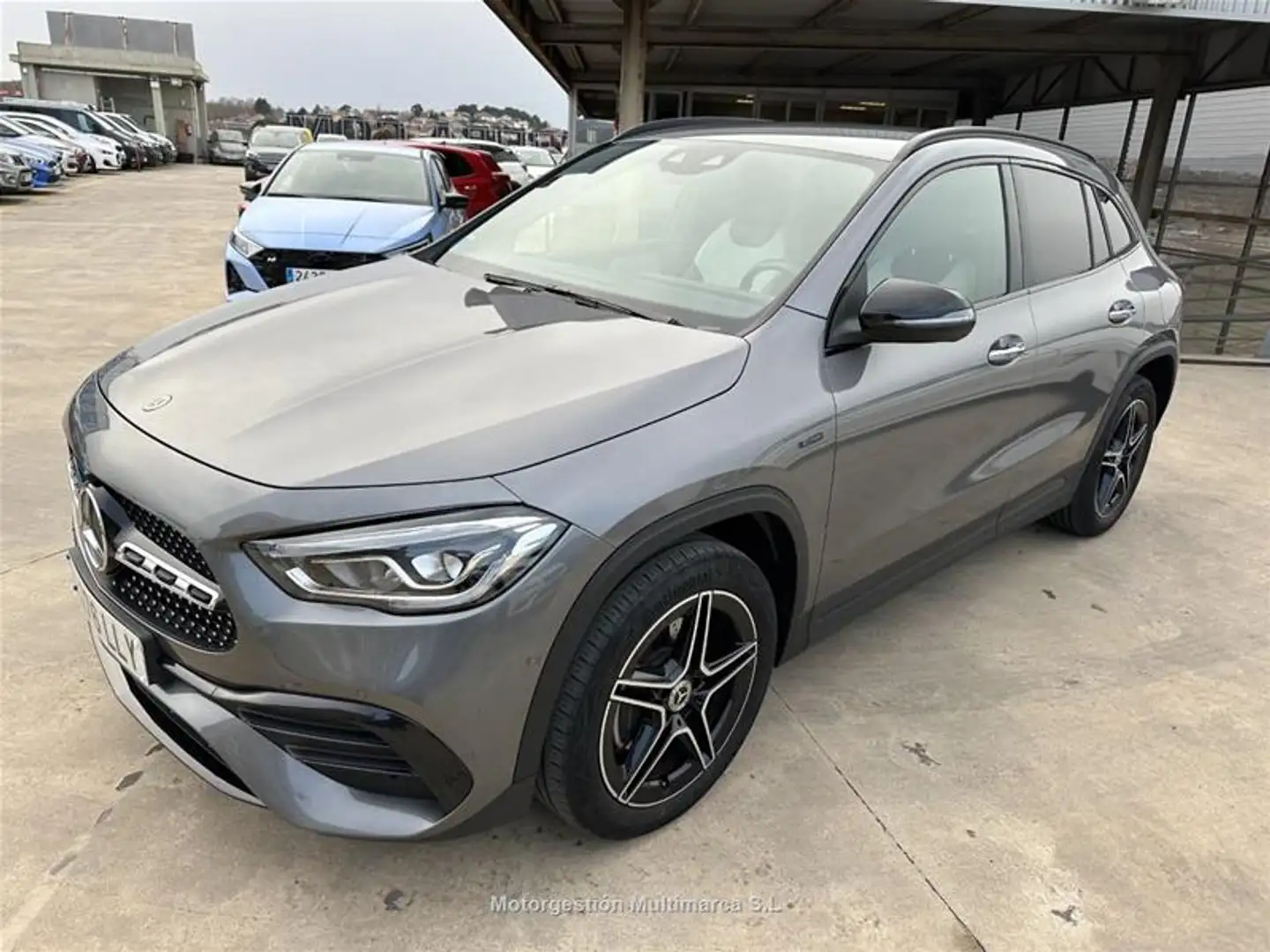 Mercedes-Benz GLA 250 250E EQ - 1