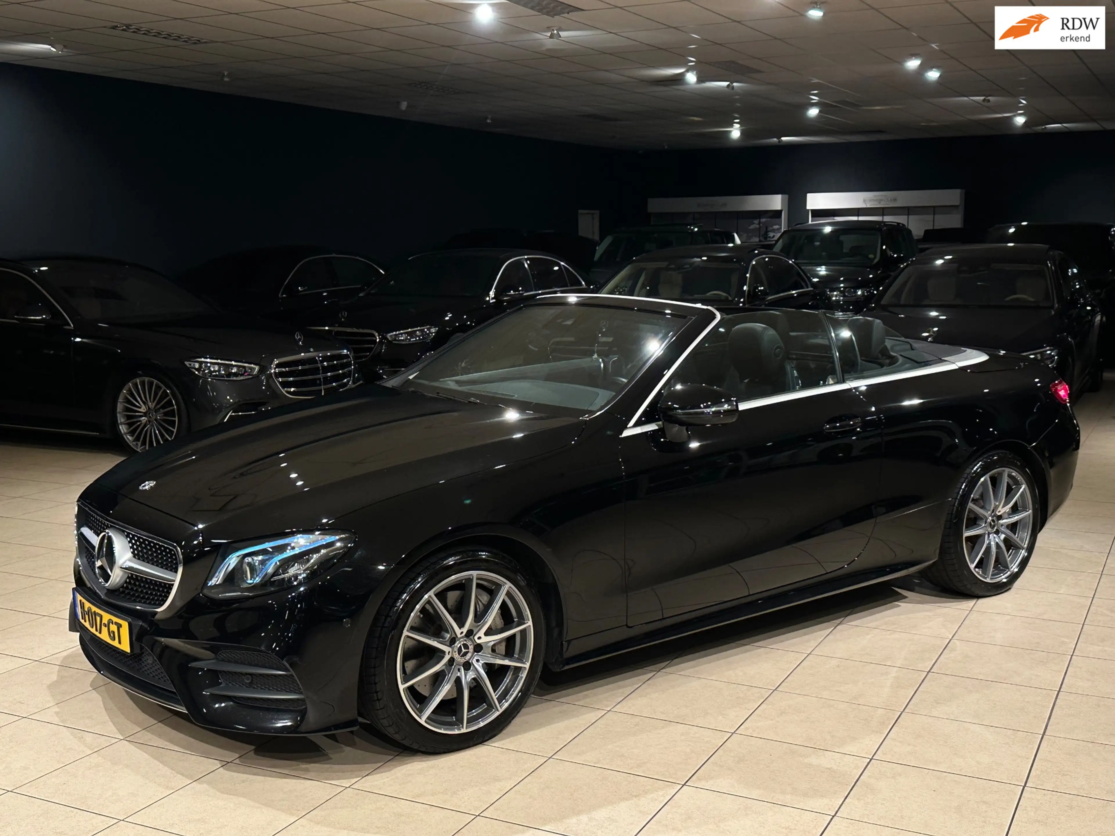 Mercedes-Benz E 400 Cabrio 4MATIC AMG-PAKKET|MULTIBEAM|333PK|WIDESCREE