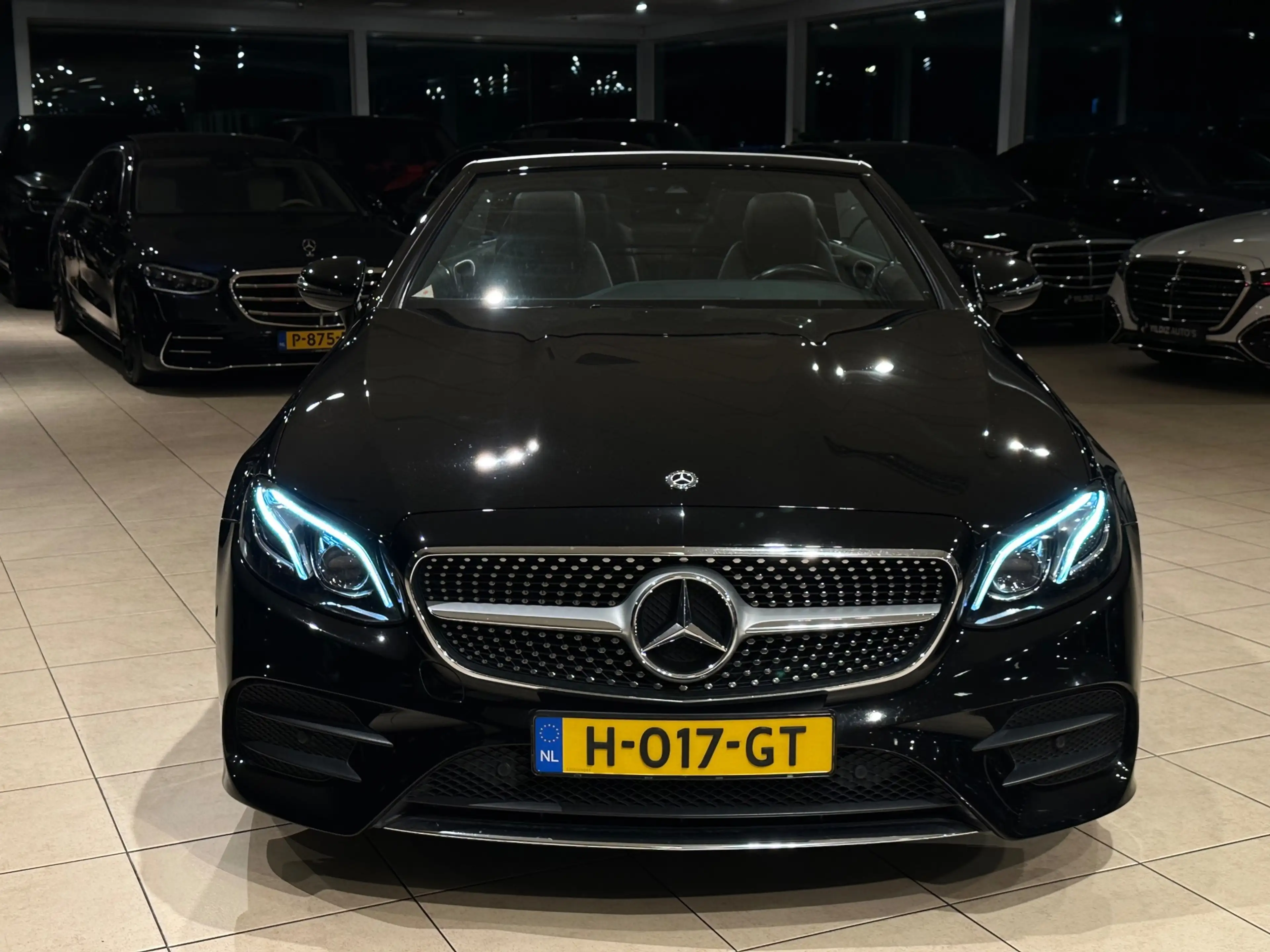 Mercedes-Benz E 400 Cabrio 4MATIC AMG-PAKKET|MULTIBEAM|333PK|WIDESCREE — photo 4
