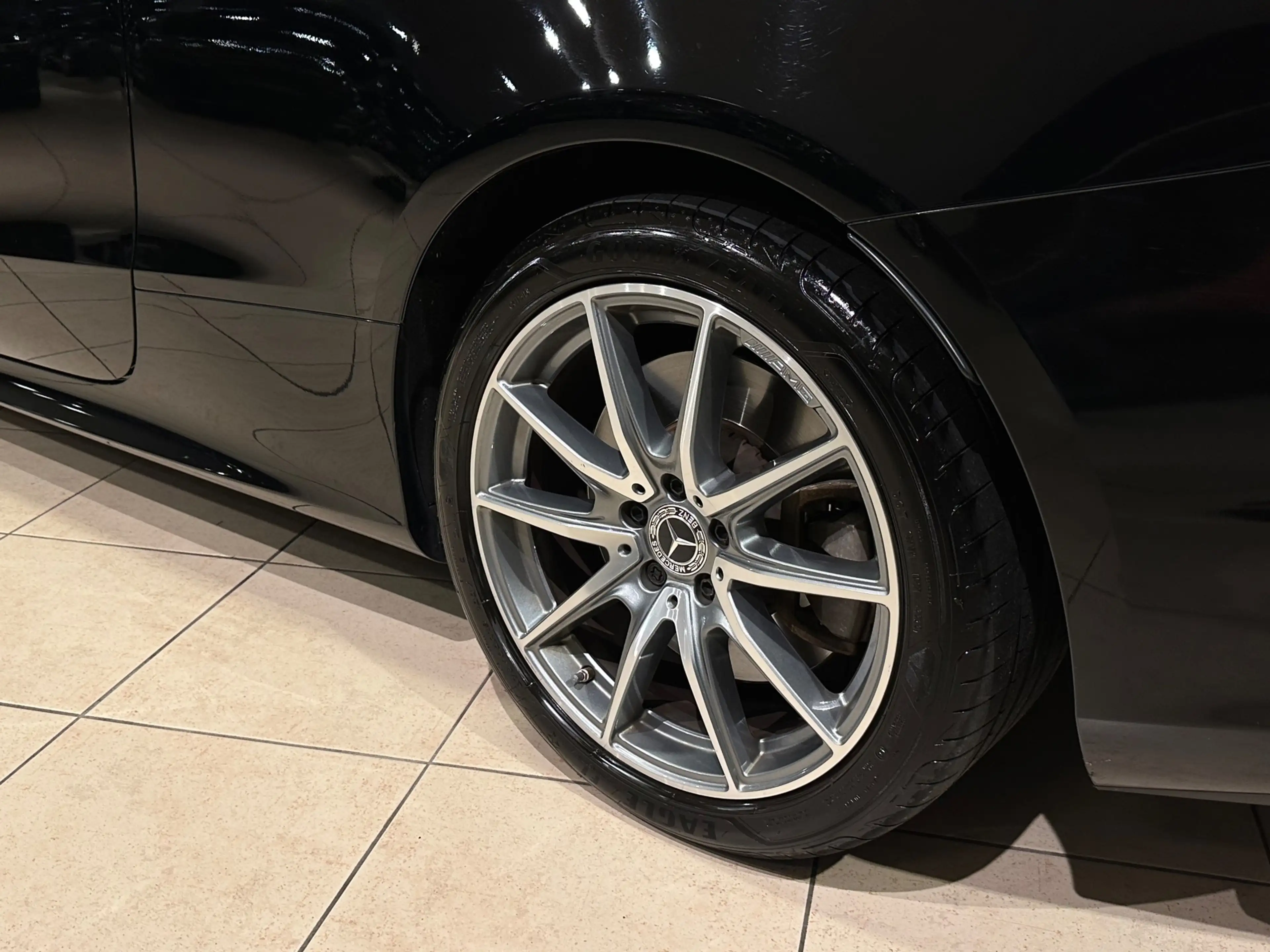 Mercedes-Benz E 400 Cabrio 4MATIC AMG-PAKKET|MULTIBEAM|333PK|WIDESCREE — photo 15