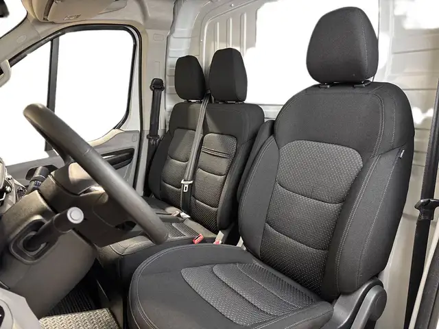 Maxus Deliver 9 view 9