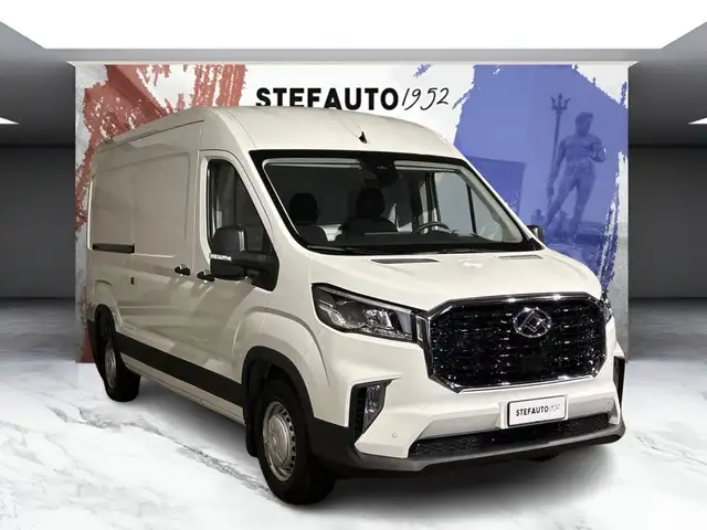 Maxus Deliver 9 in White for sale
