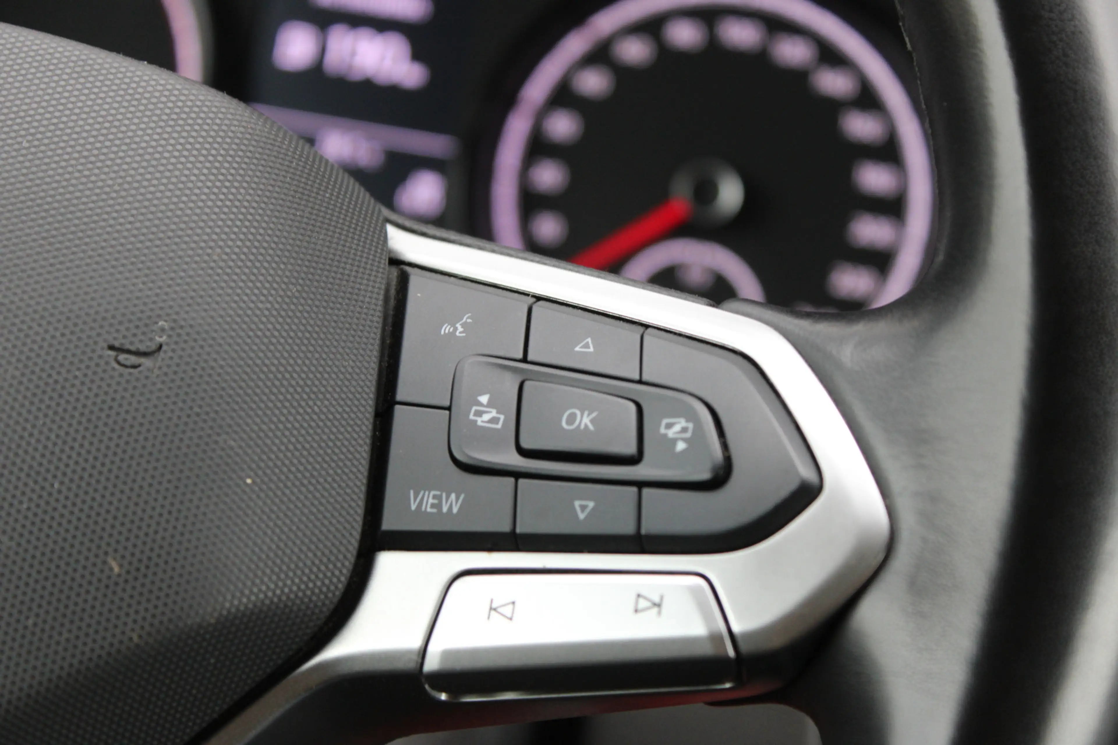 Volkswagen Transporter 2.0 TDI 150PK L2H1 |3-ZITS|CARPLAY|CRUISE-CONTROL| — photo 12