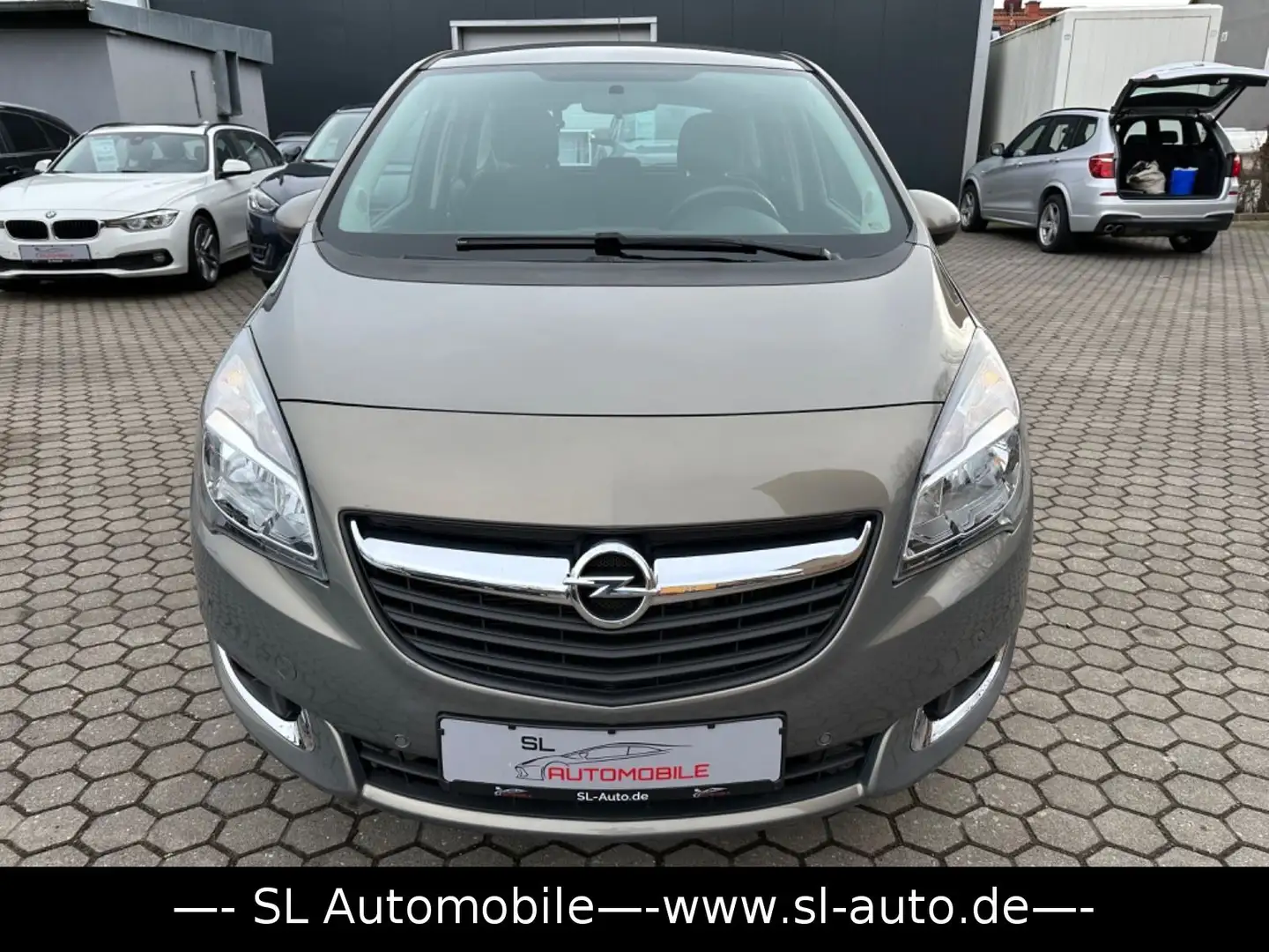 Opel Meriva B Style*48.000 km.*Klimaaut.*PDC* Braun - 2