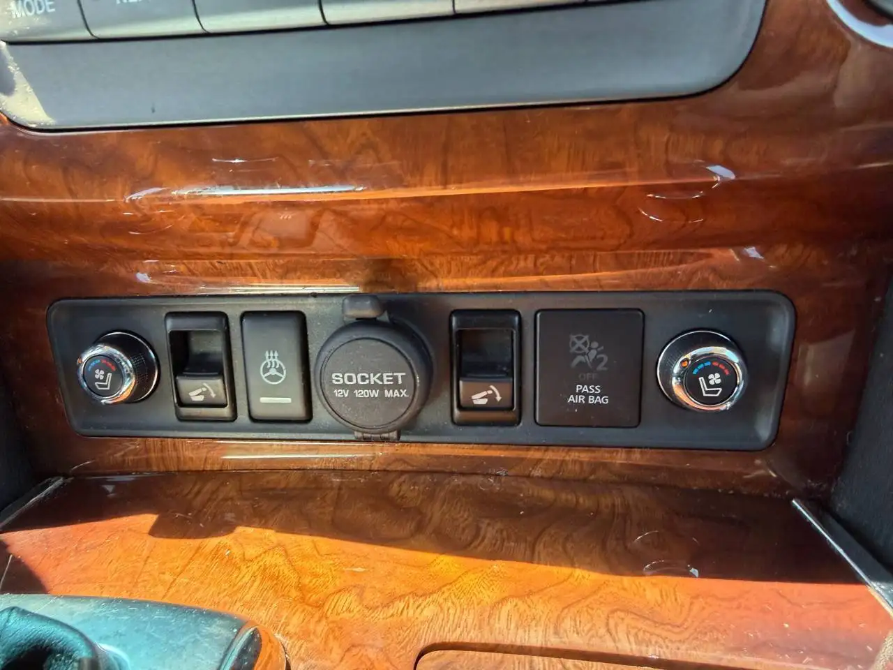 Infiniti QX80 photo Infiniti QX80