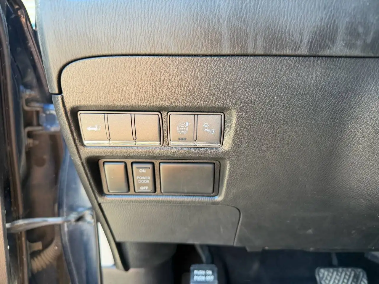 Infiniti QX80 photo Infiniti QX80
