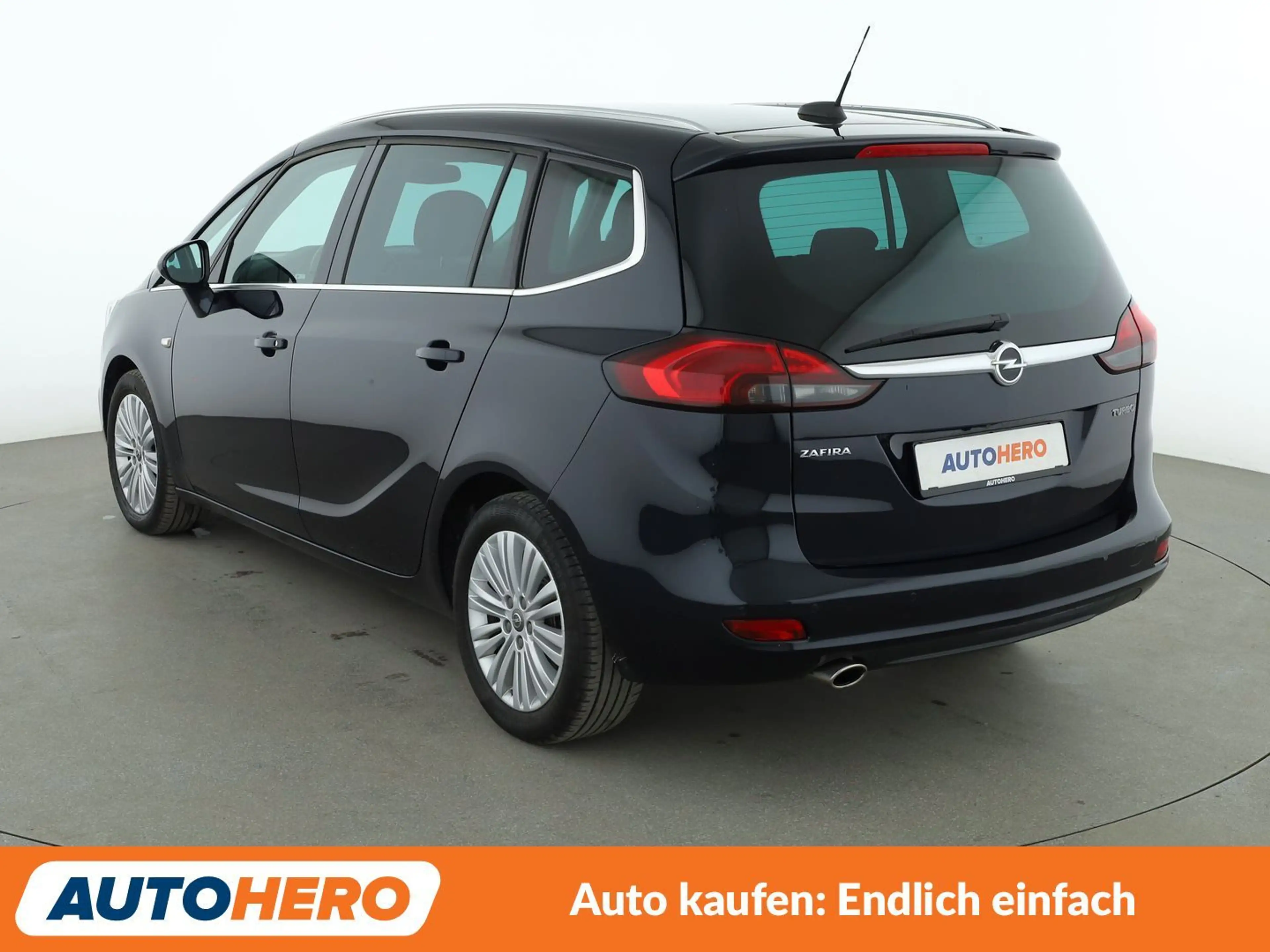 Opel Zafira Tourer 1.6 SIDI Turbo Business Innovation — photo 4