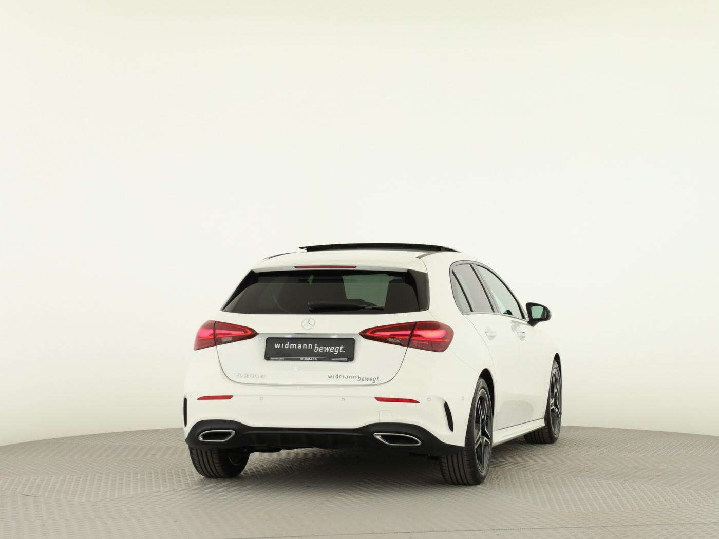 Mercedes-Benz A 200