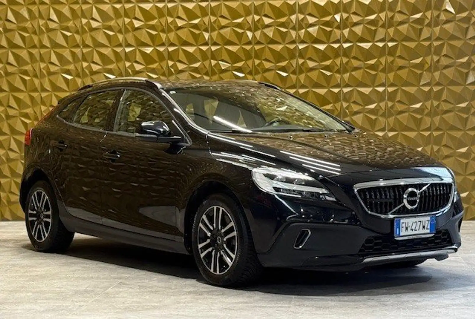 Volvo V40 Cross Country V40 Cross Country 2.0 d2 Style Plus Negru - 2