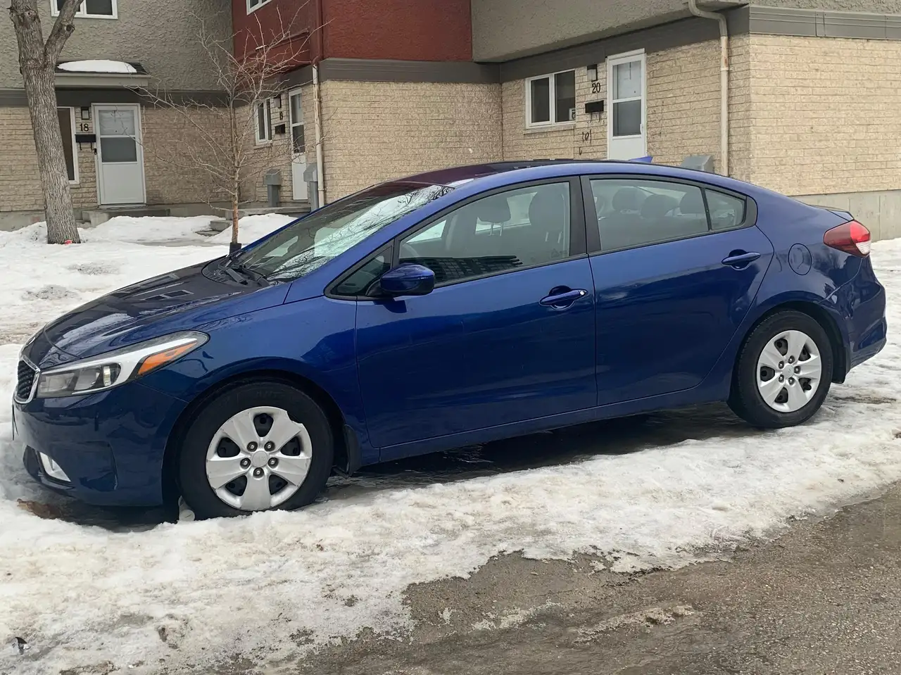Kia Forte снимка Kia Forte