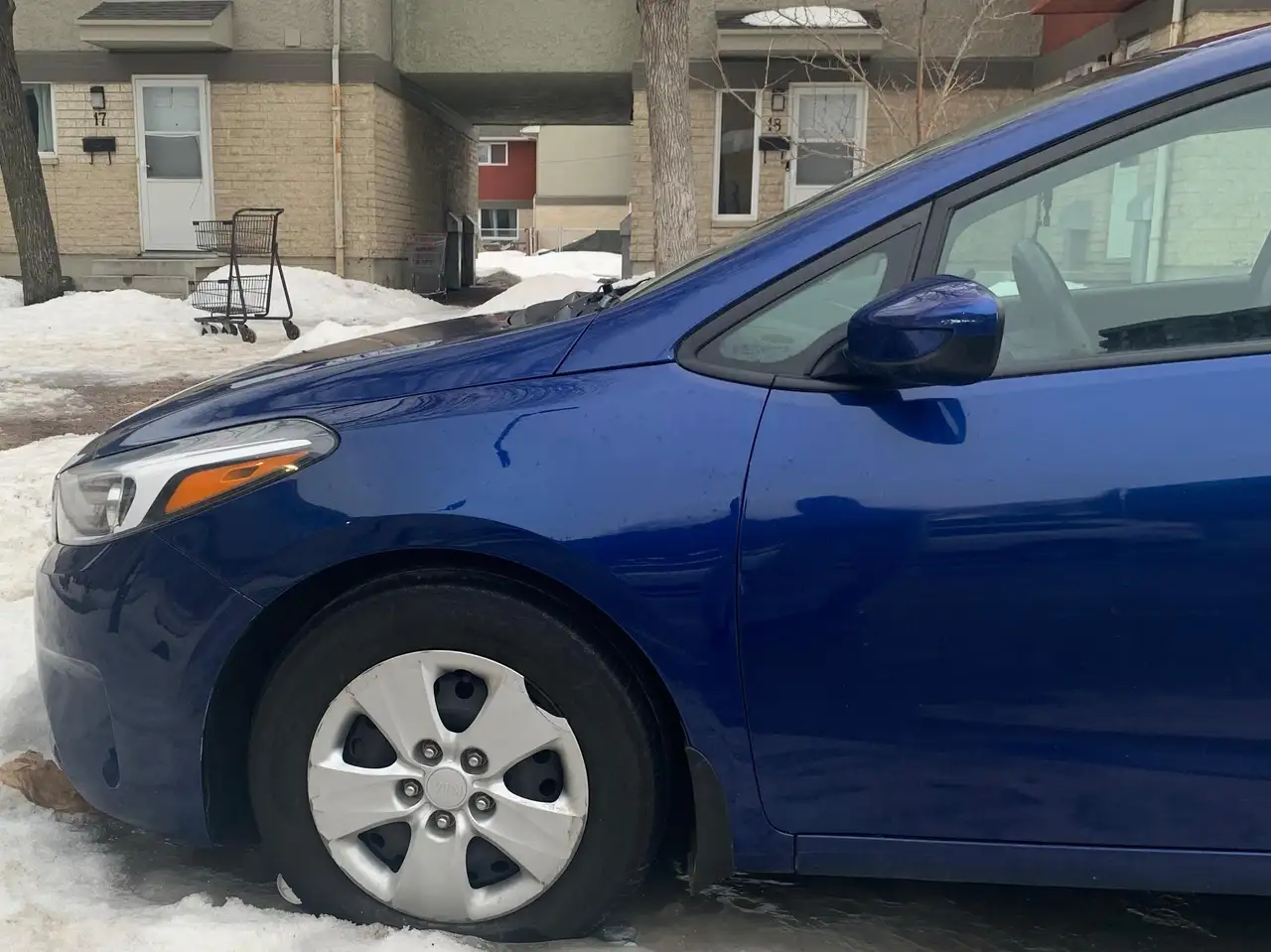 Kia Forte снимка Kia Forte