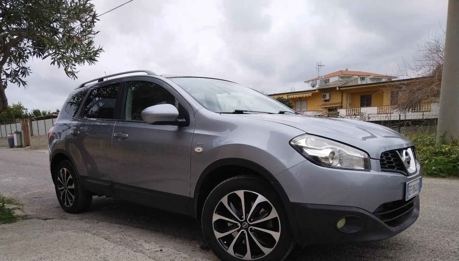 Nissan Qashqai+2 Tekna - 1