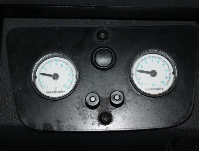 Mercedes-Benz Sprinter view 14