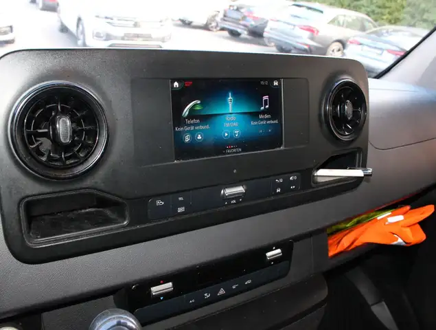 Mercedes-Benz Sprinter view 13