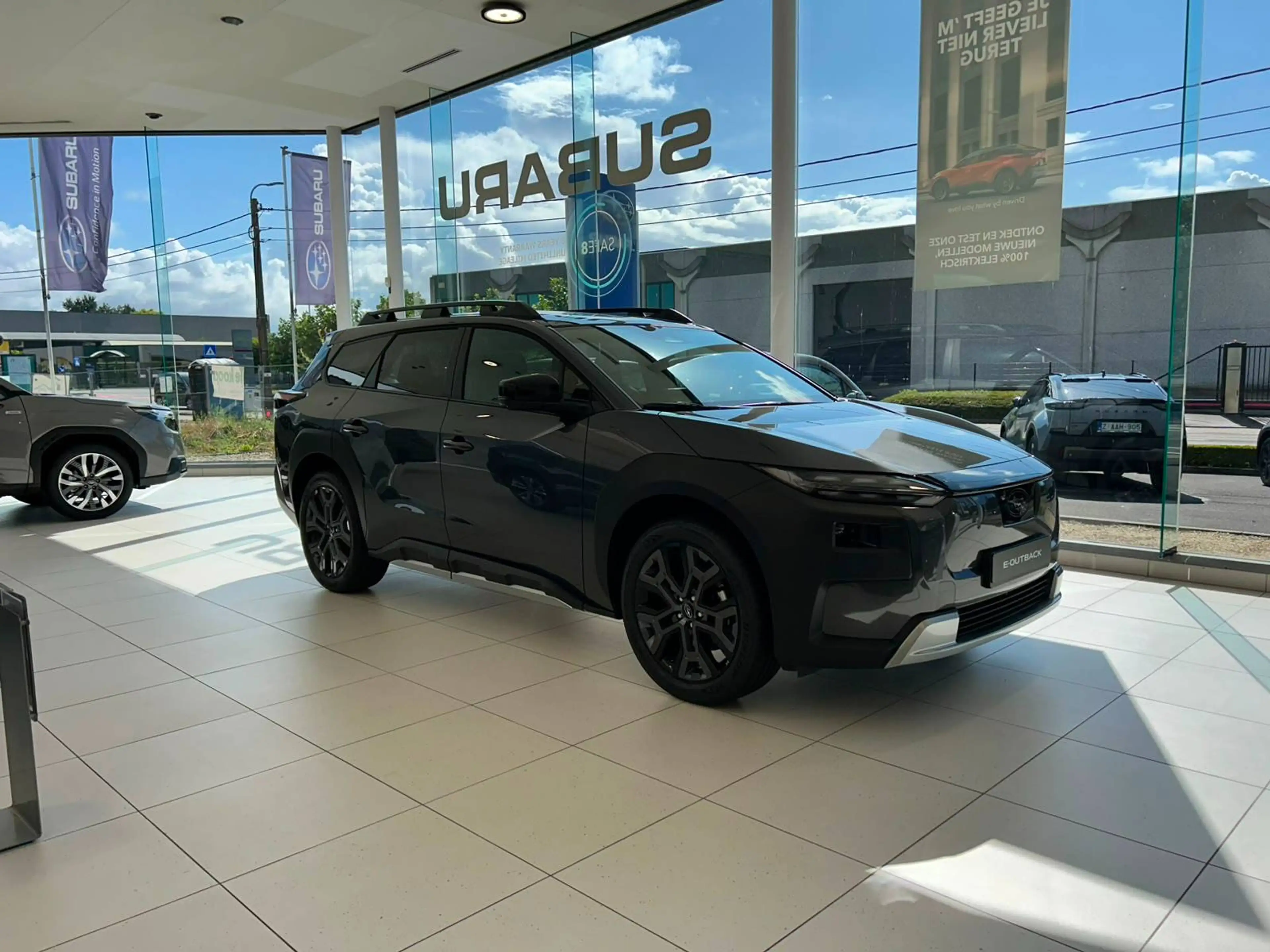 Subaru E-OUTBACK — photo 7
