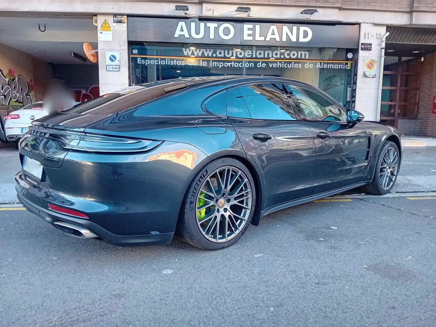 Porsche Panamera 4 e-Hybrid Gris - 1