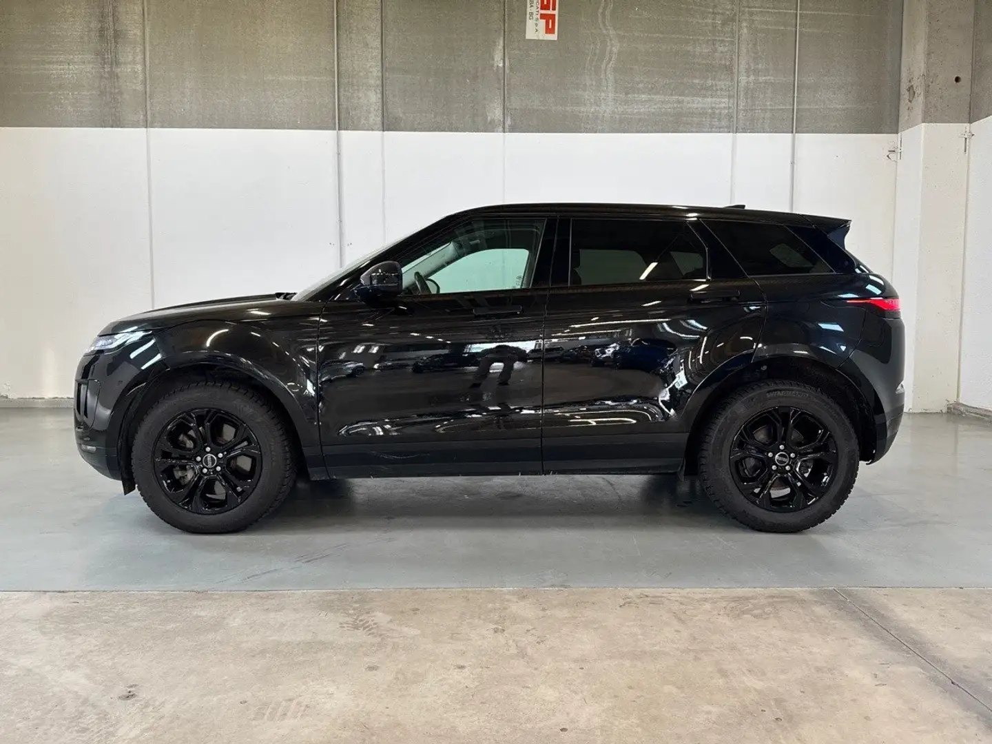 Land Rover Range Rover Evoque Range Rover Evoque 2.0 D150 SE AWD auto Zwart - 2