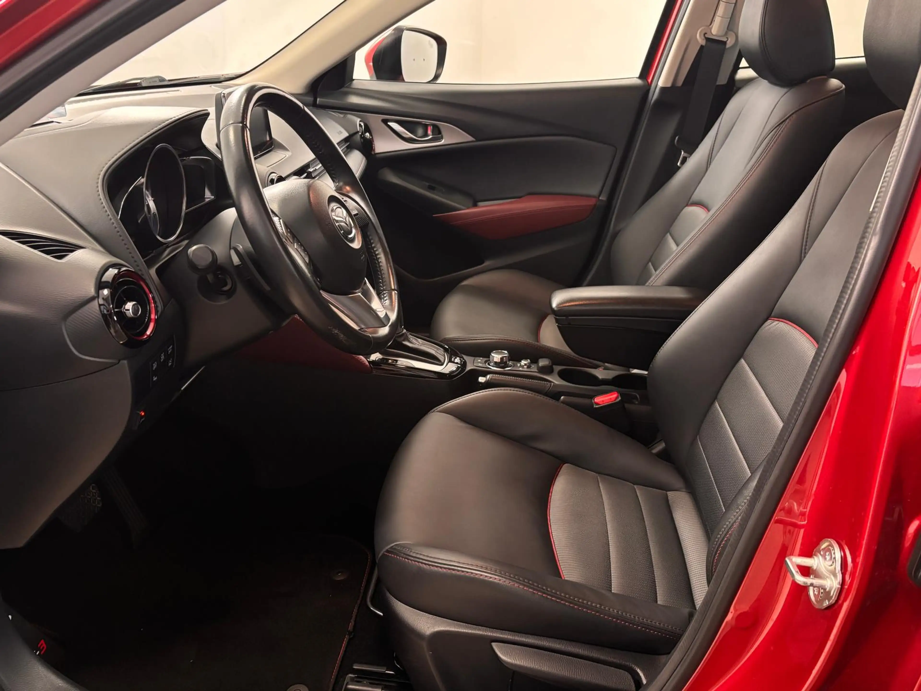 Mazda CX-3 Sports-Line AWD*Navi*HUD*LED*AHK*2.Hand* — photo 10