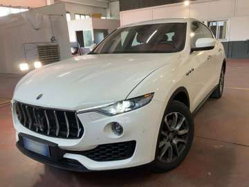 Levante 3.0 V6 250cv auto
