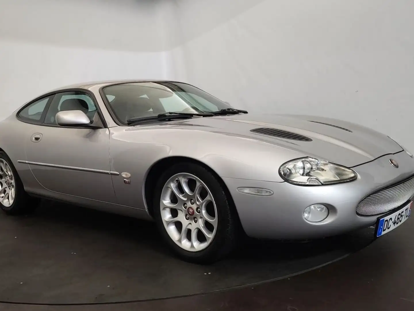 Jaguar XKR coupé Grau - 1