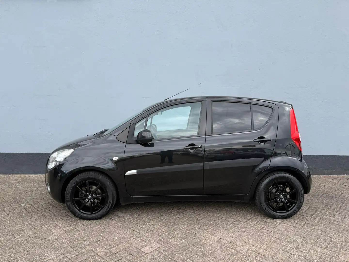 Opel Agila 1.2 Edition Automaat - Airco - LMV Zwart - 2