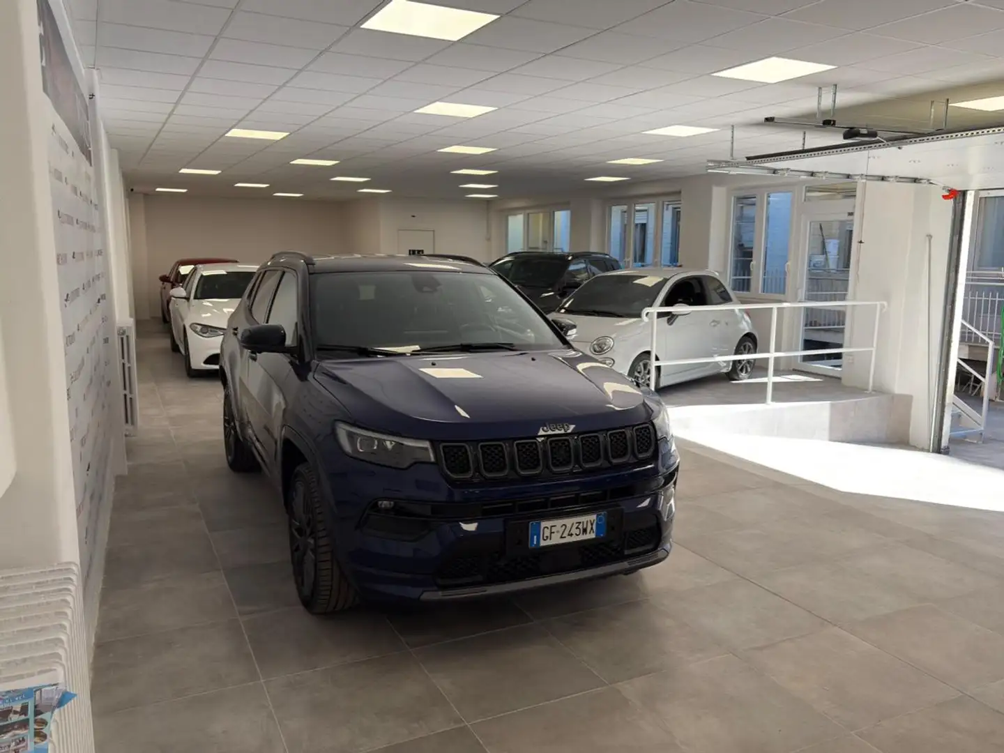 Jeep Compass 1.3 Turbo T4 240 CV PHEV AT6 4xe S Azul - 2