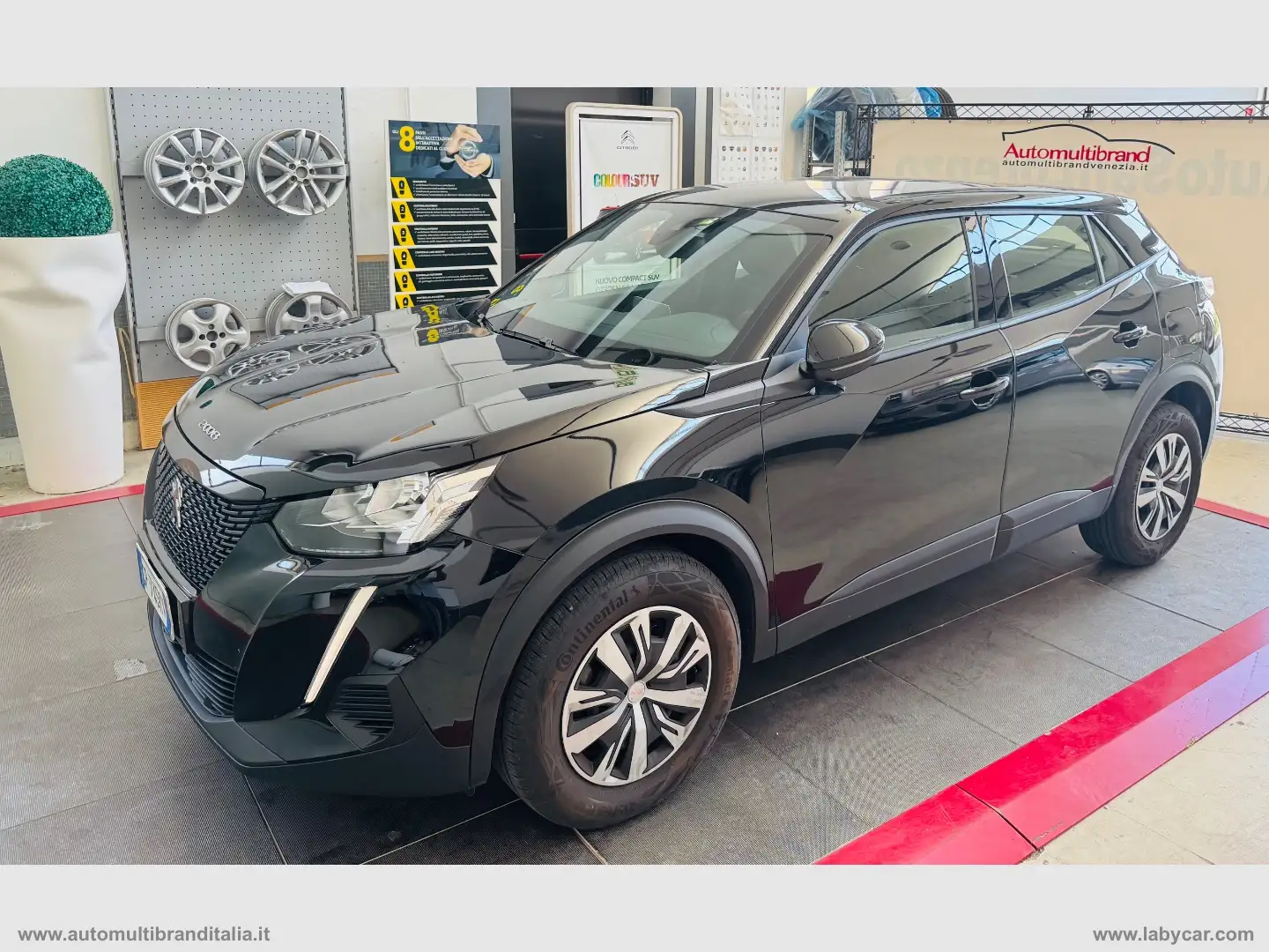 Peugeot 2008 PureTech 100 S&S Allure Noir - 1