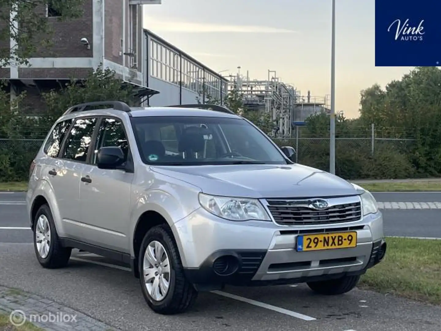 Subaru Forester 2.0 X Intro | AWD | APK Nieuw | LPG G3 Grijs - 1