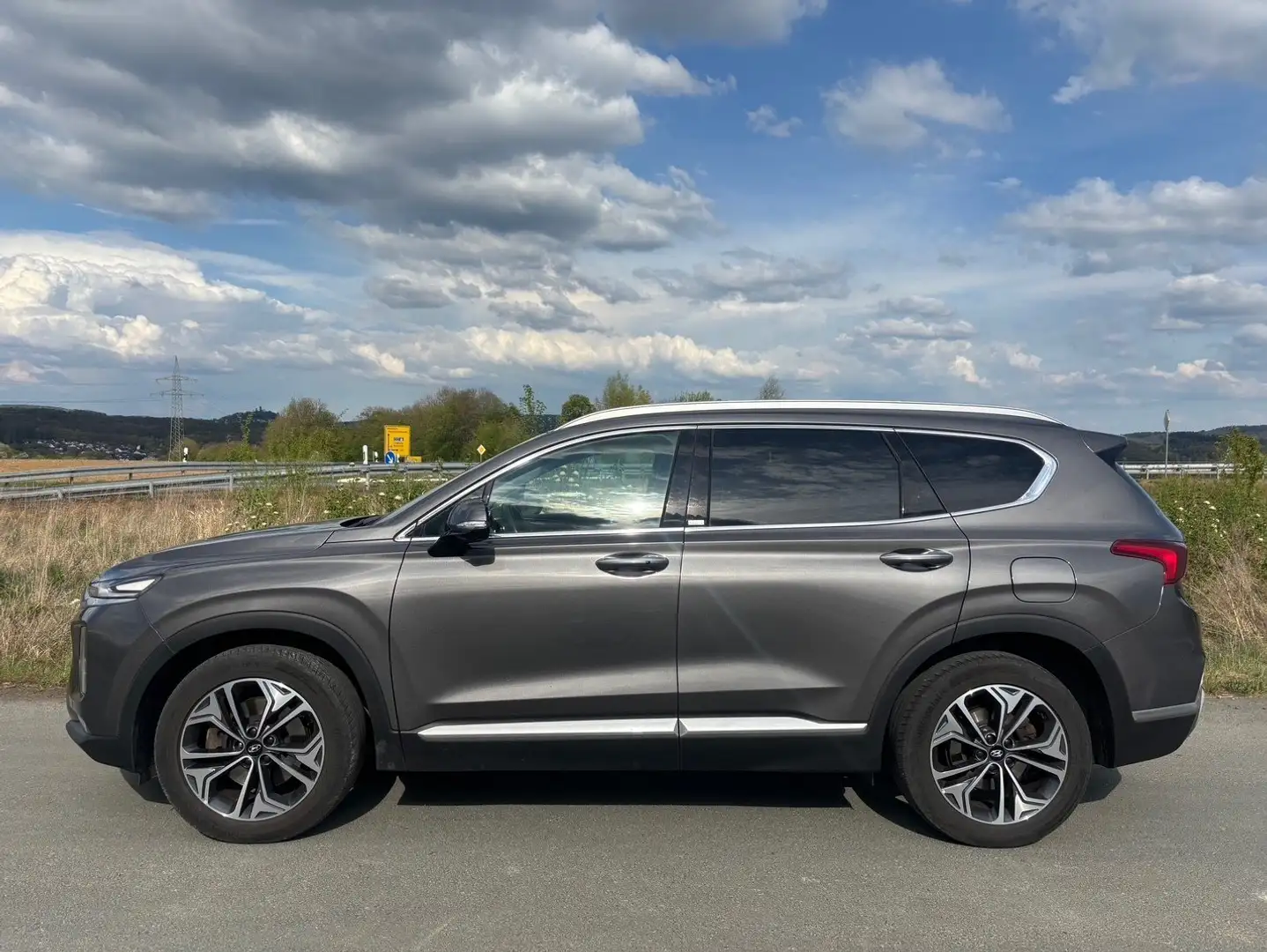 Hyundai SANTA FE Santa Fe 2.2 CRDi 4WD Automatik SEVEN Premium Grau - 2
