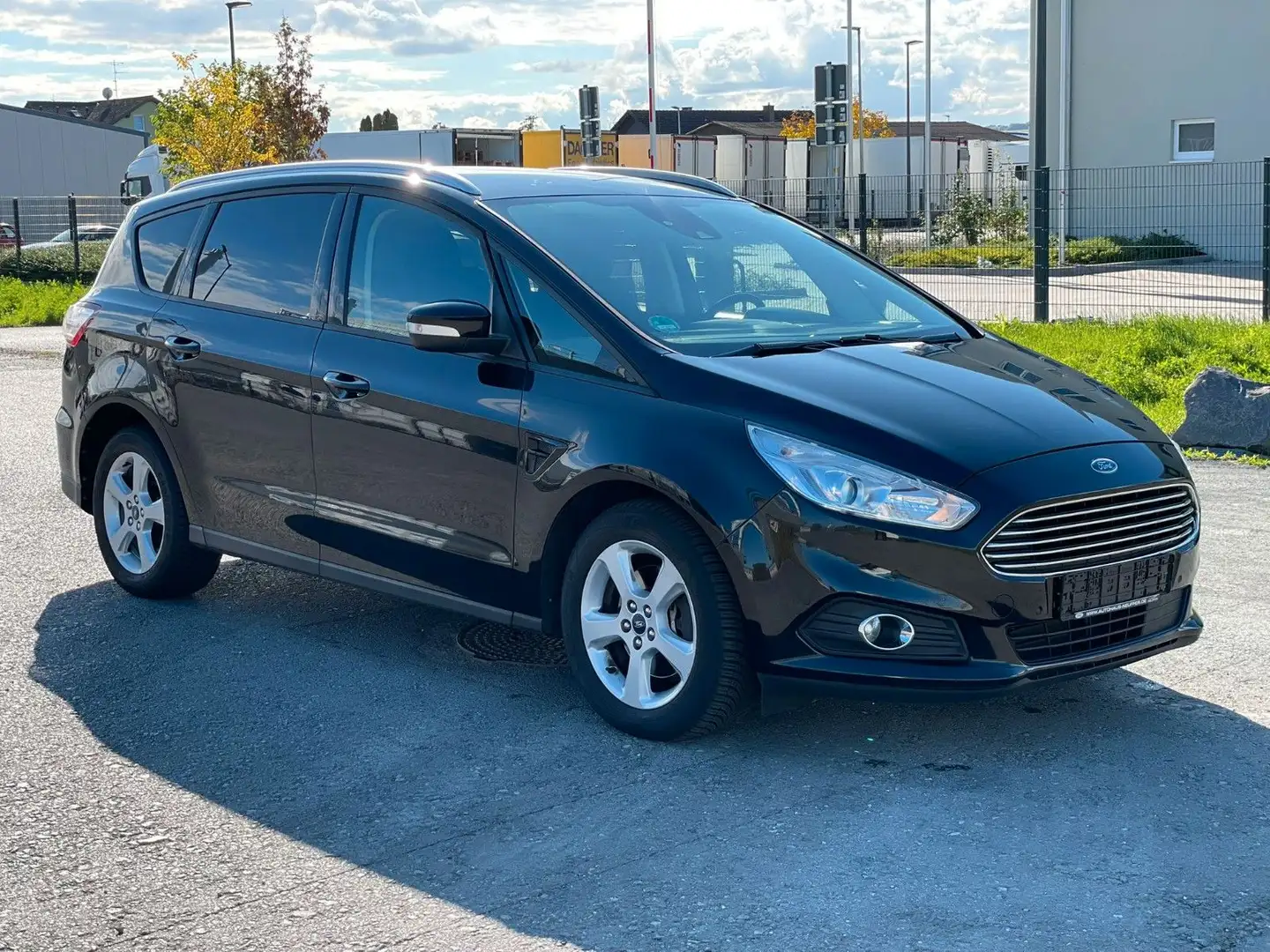 Ford S-Max S-MAX 2.0 TDCI Automatik Navi PDC SH 2.Hand Noir - 2