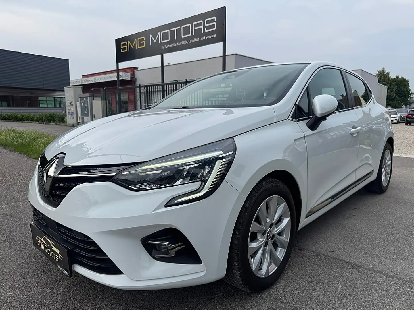 Renault Clio Intens TCe 130 EDC Wit - 1