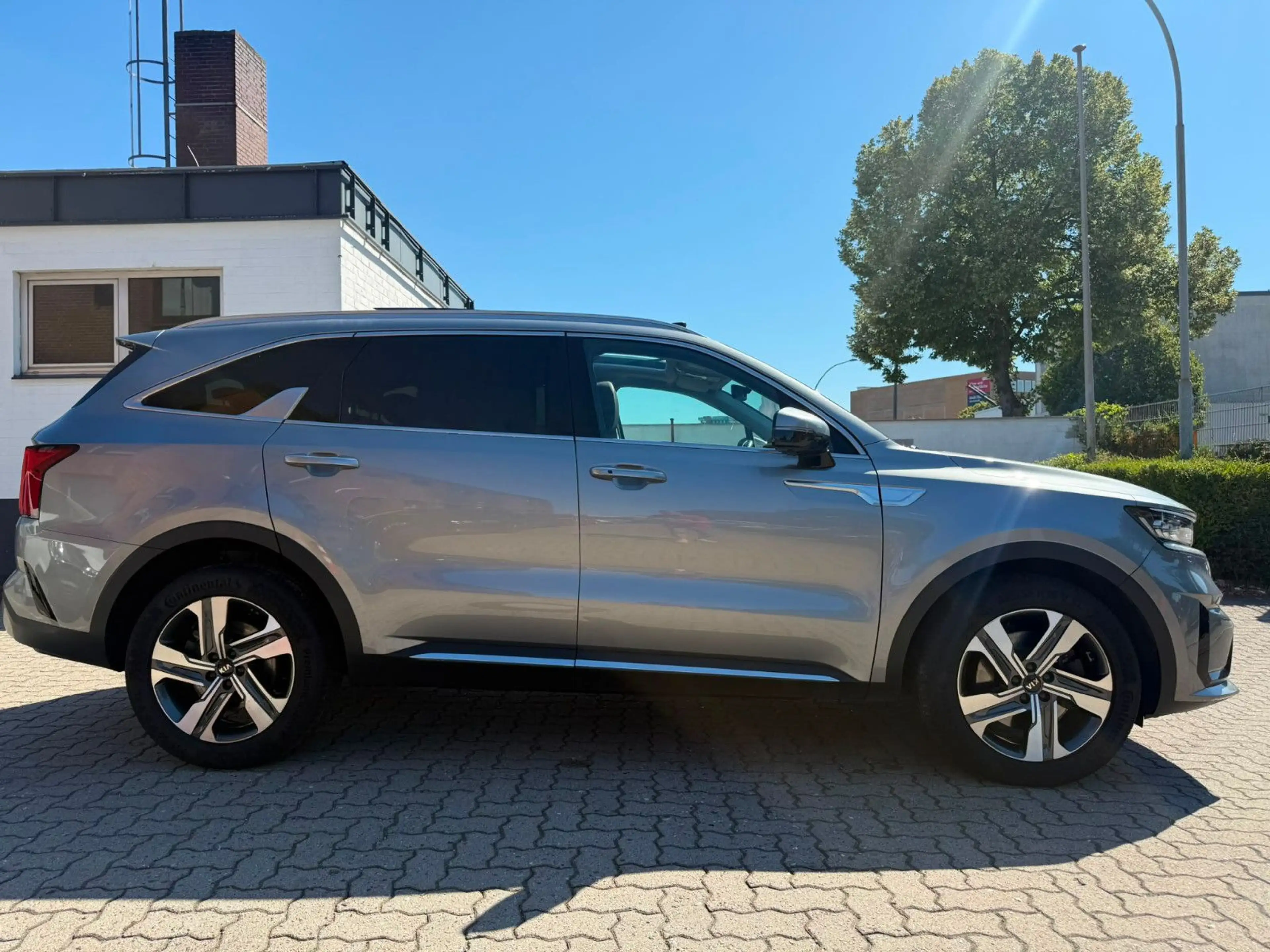 Kia Sorento 2.2 AUTSpirit 4WD*7SITZER*LED*NAVI*PANO — photo 7