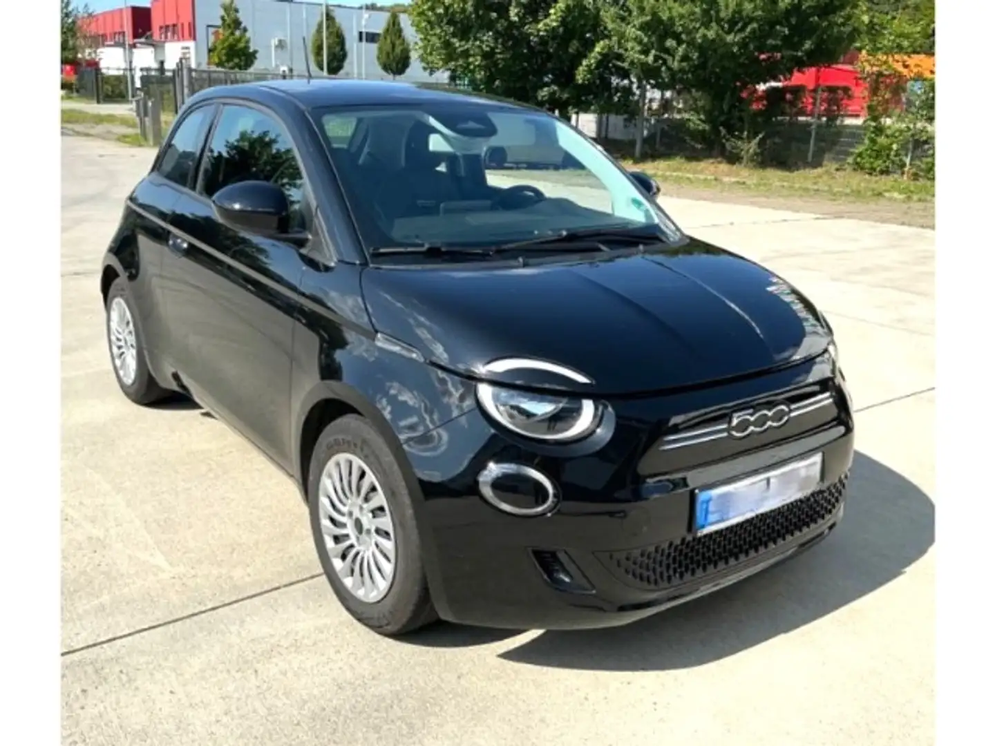 Fiat 500e e Neuer Action Automatik Komfort,-Radio,-&Winter-P Schwarz - 2