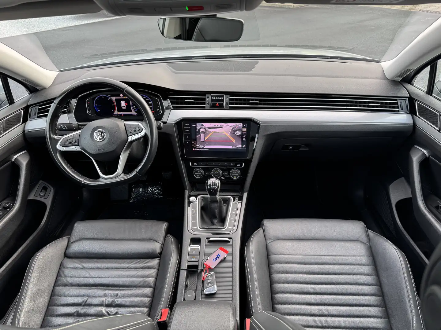 Volkswagen Passat Variant Passat Variant 2.0 TDI/1eig/87000km/leder/pano/ Zilver - 2