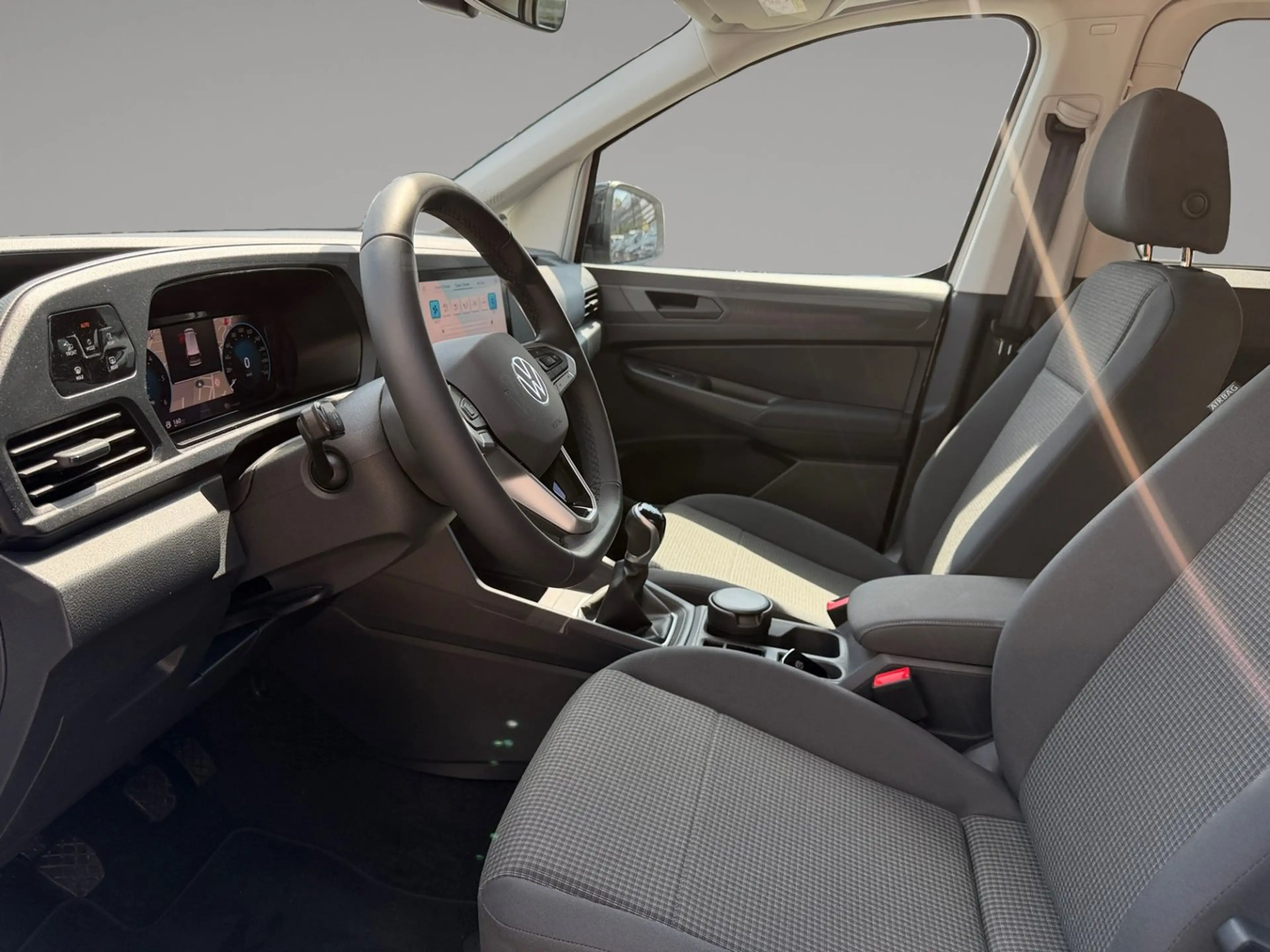 Volkswagen Caddy California Camper Maxi TDI 4MOTION — photo 9