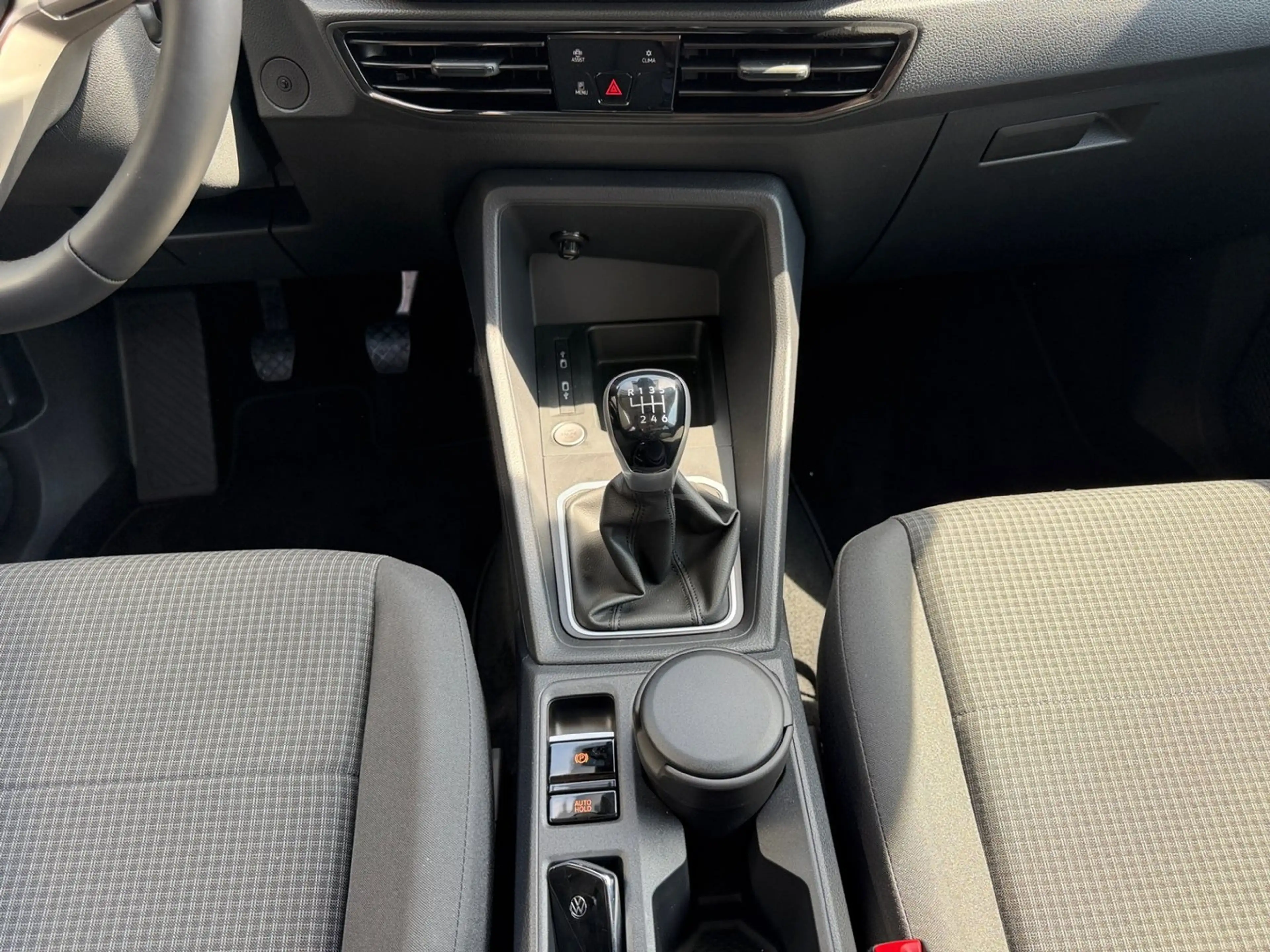 Volkswagen Caddy California Camper Maxi TDI 4MOTION — photo 11