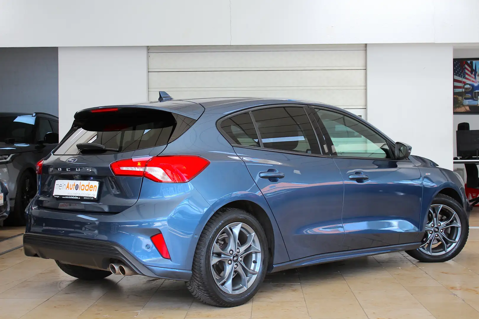Ford Focus Focus 1,5 EcoBoost ST-Line Auto. *1.HAND*NAVI*LED* Bleu - 2
