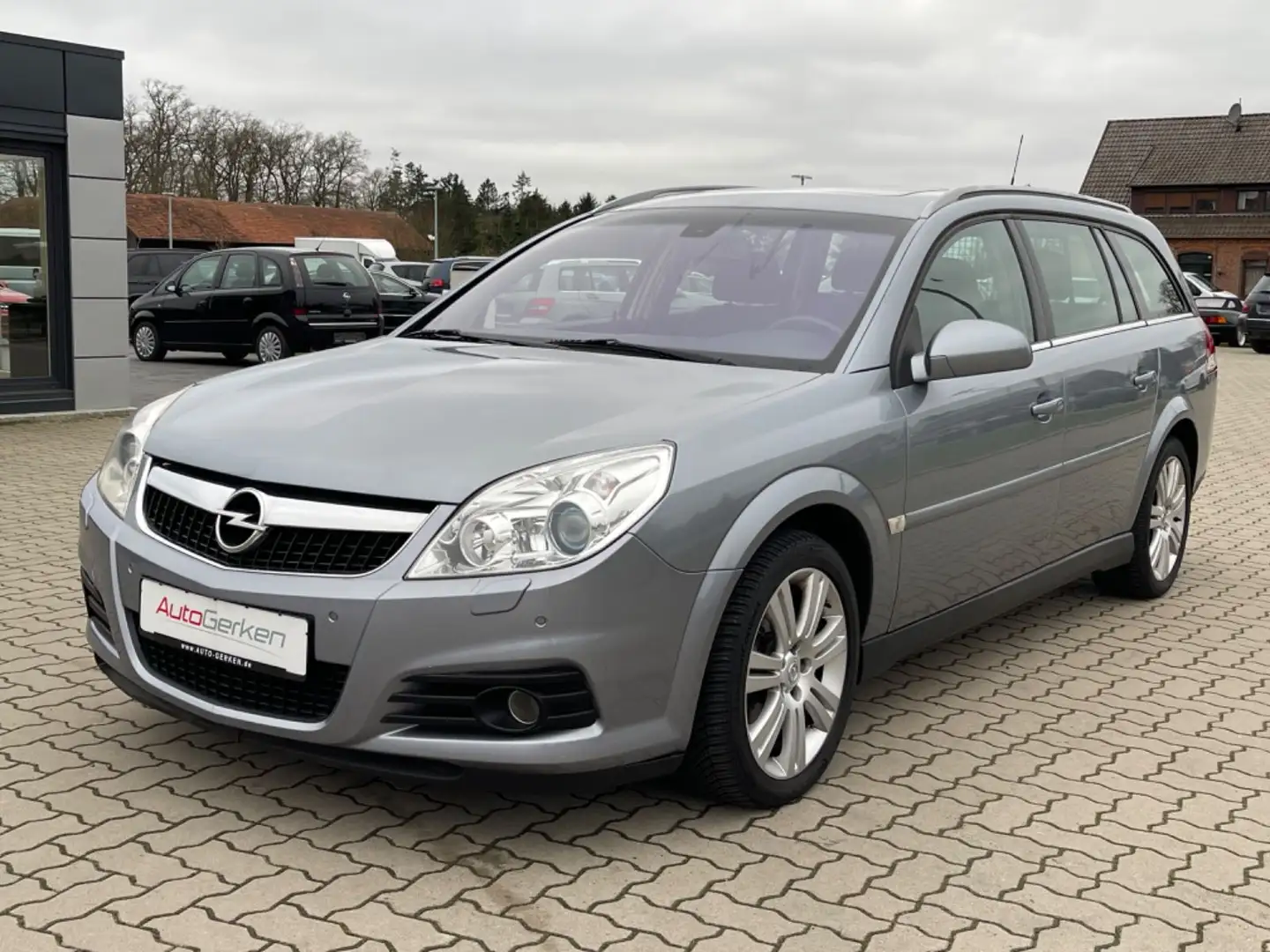 Opel Vectra C 1.9 CDTI Caravan Edition Automatik Silber - 2