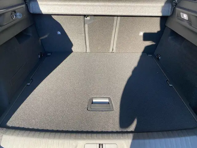 Peugeot 3008 view 9