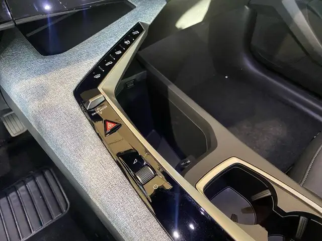 Peugeot 3008 view 19