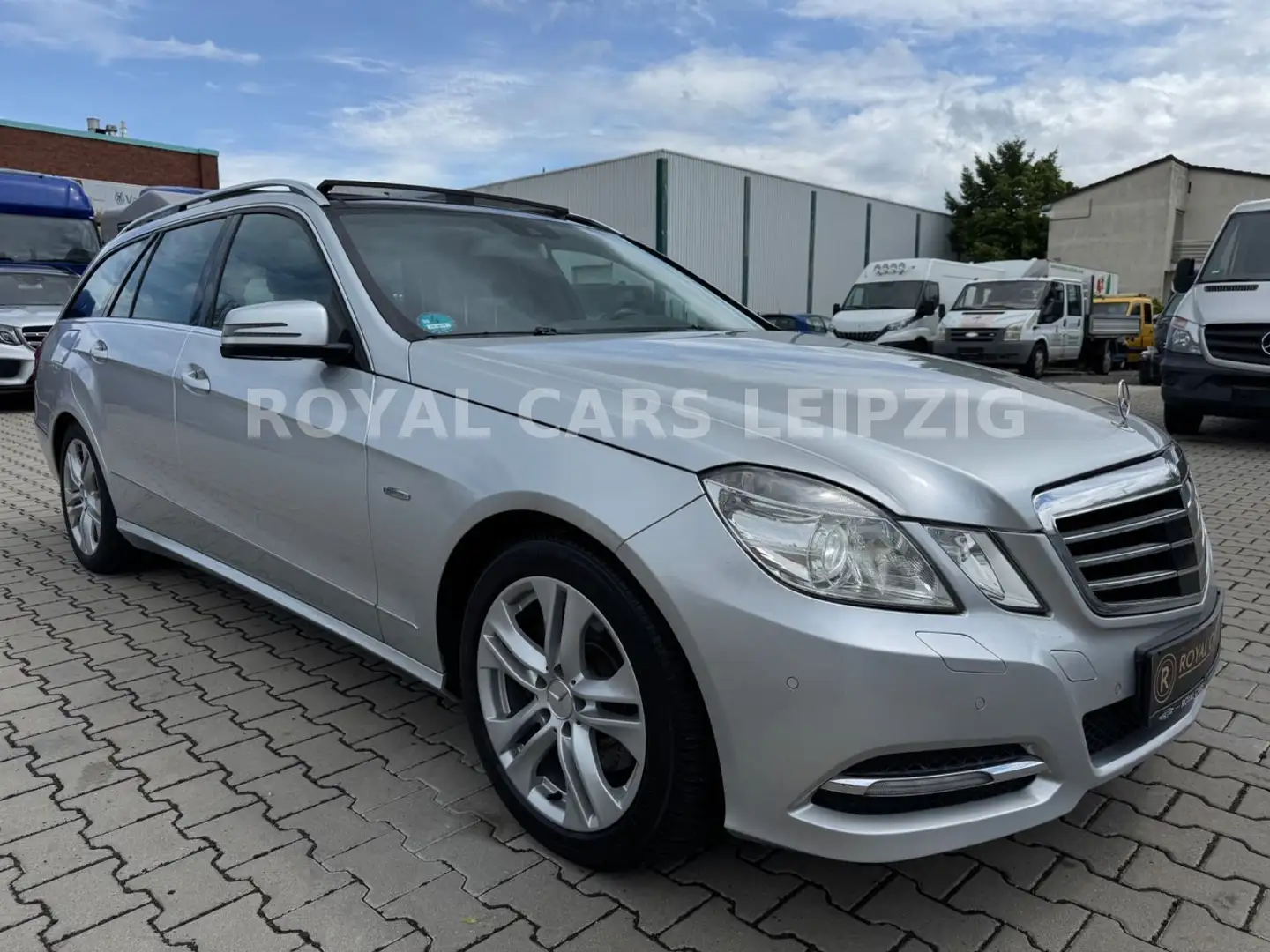 Mercedes-Benz E 350 CDI|Pano|H&K|Memory|Massage|Kamera|Leder| Silber - 1
